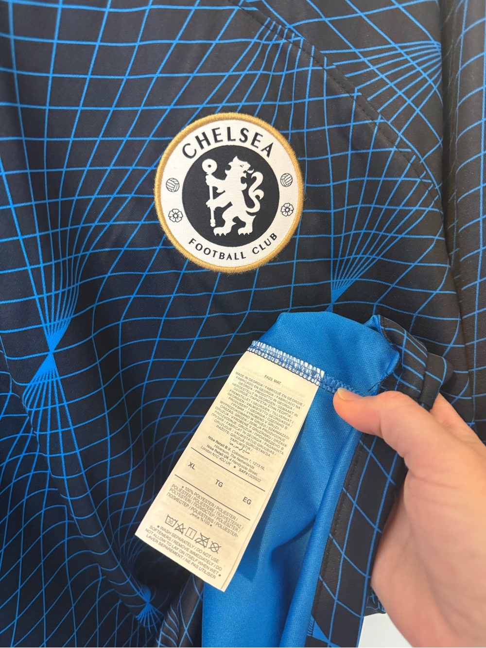 Nike Chelsea FC Nkunku Black & Blue Jersey - Picture 2 of 3